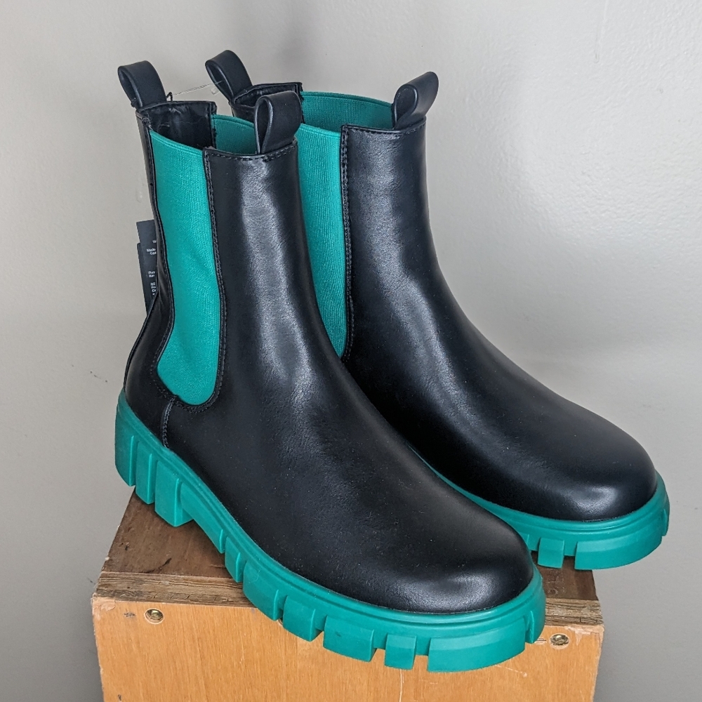 Two Tone Chelsea Boot